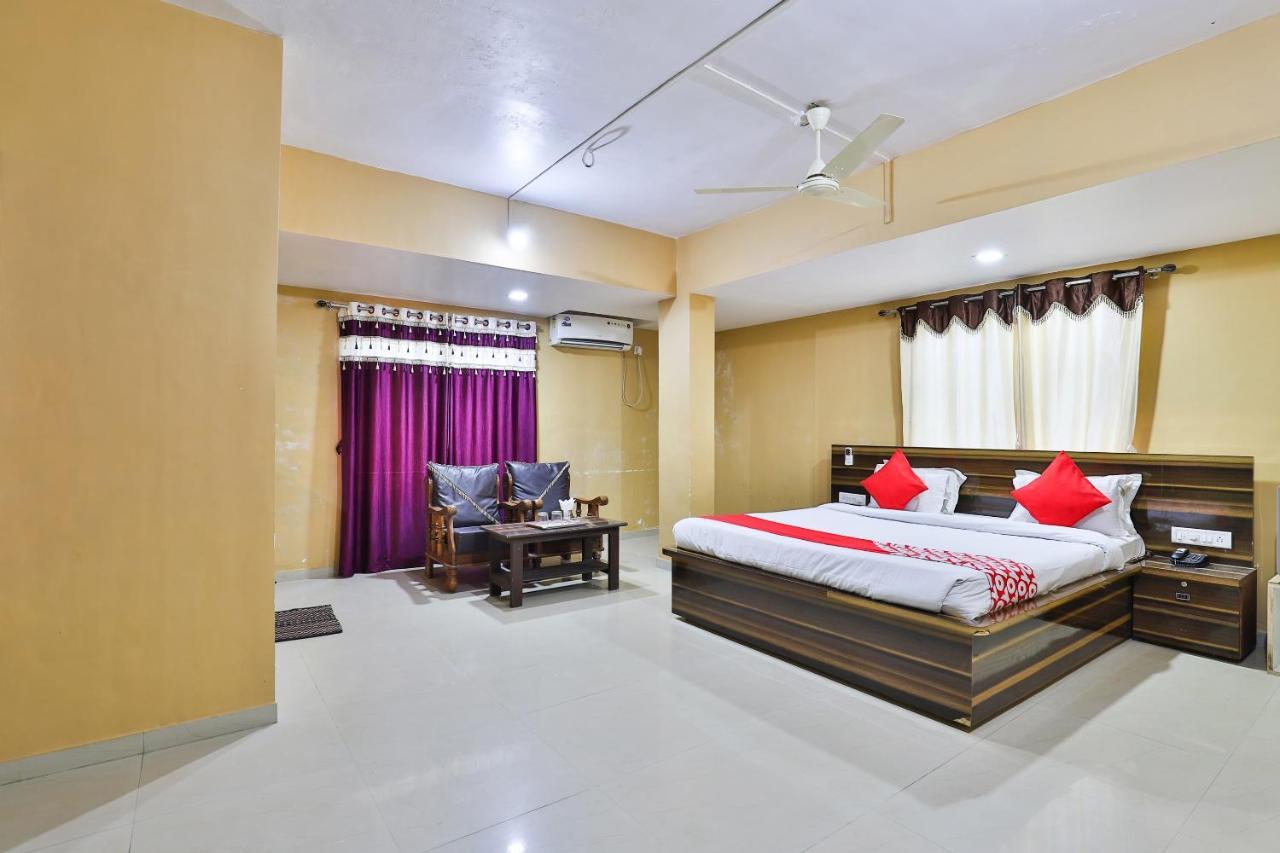 Oyo 24833 Hotel Silver ดามัน ภายนอก รูปภาพ