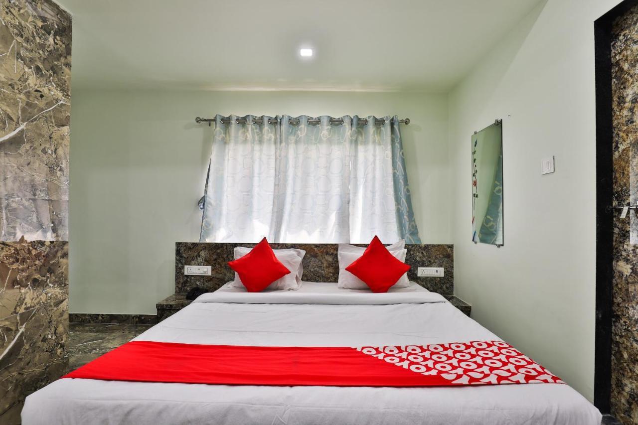 Oyo 24833 Hotel Silver ดามัน ภายนอก รูปภาพ