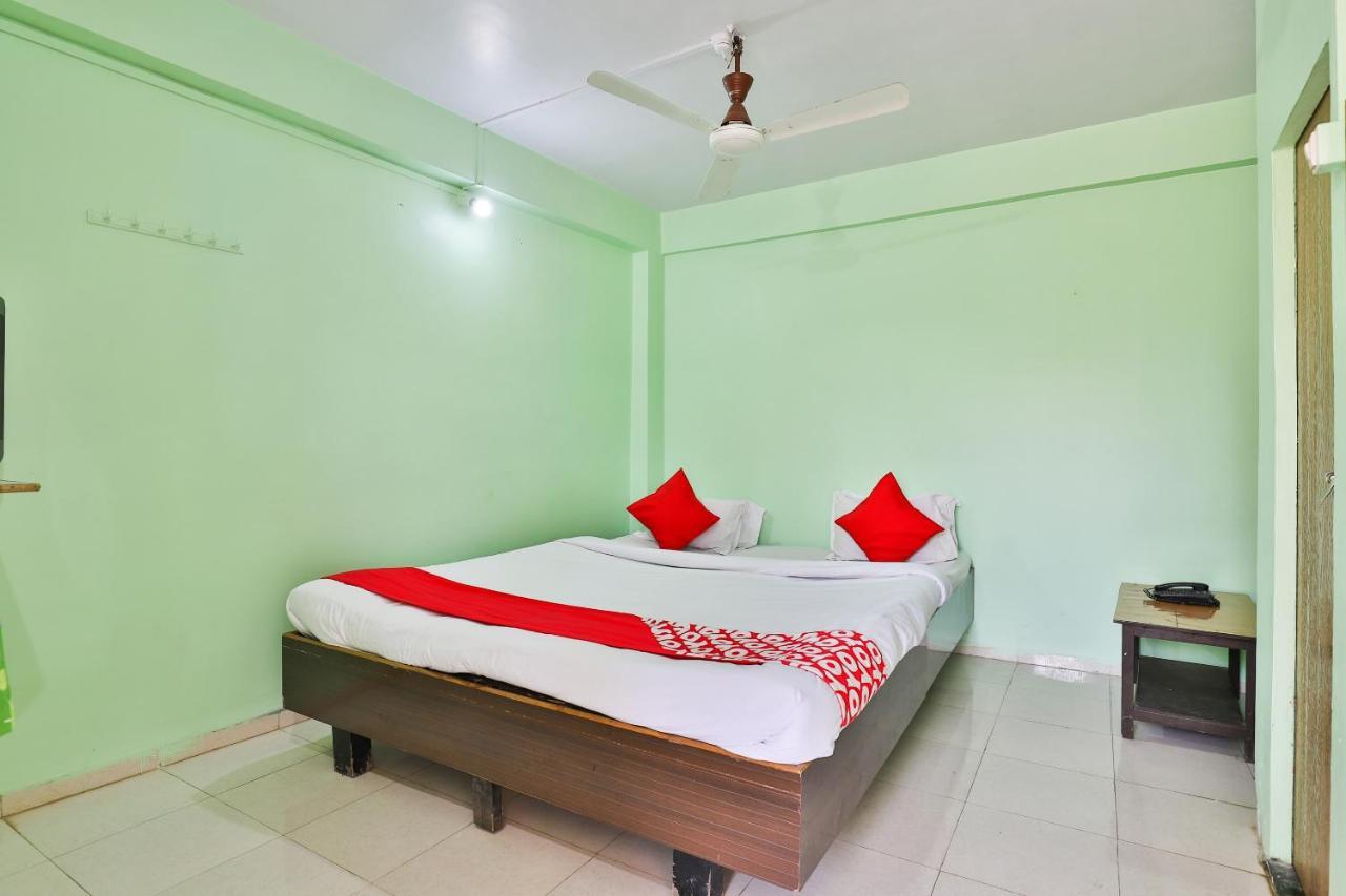 Oyo 24833 Hotel Silver ดามัน ภายนอก รูปภาพ