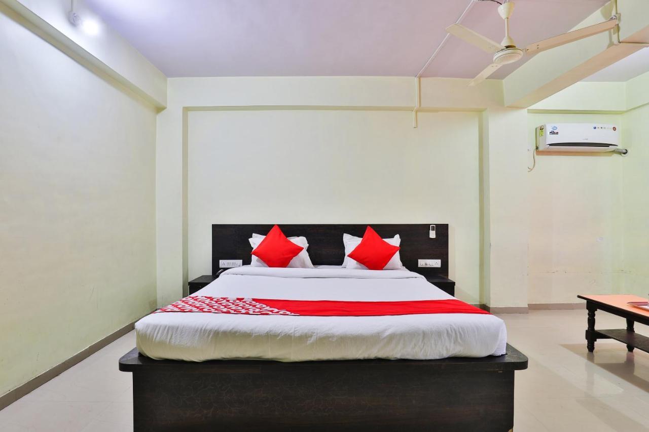 Oyo 24833 Hotel Silver ดามัน ภายนอก รูปภาพ