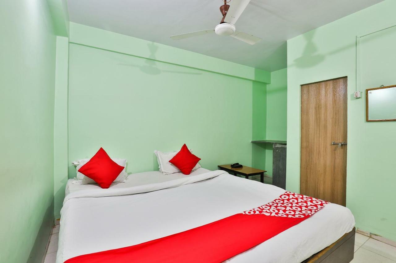 Oyo 24833 Hotel Silver ดามัน ภายนอก รูปภาพ